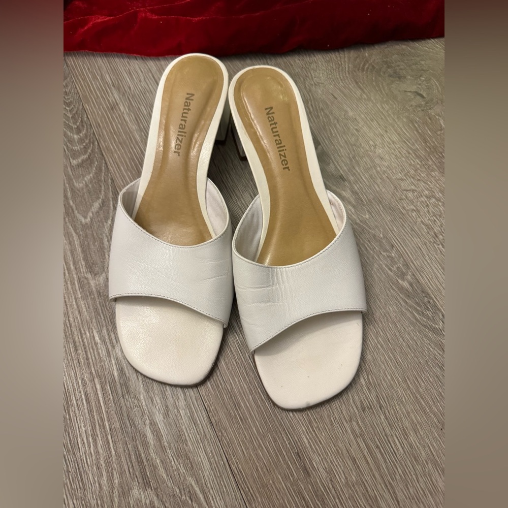 Naturalizer Women’s Slip On Low Heel White Leather Sandals
